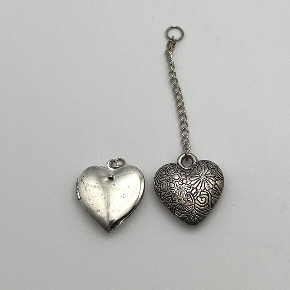 Vintage 70s Heart Silver Tone Smooth Photo Locket  & Floral Pendant Lot Boho MCM - Picture 1 of 5